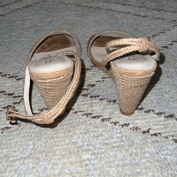 Raye Wedges - Picture 4 of 5